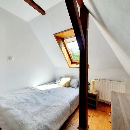 Majowy 44 Rum i privatbostad *